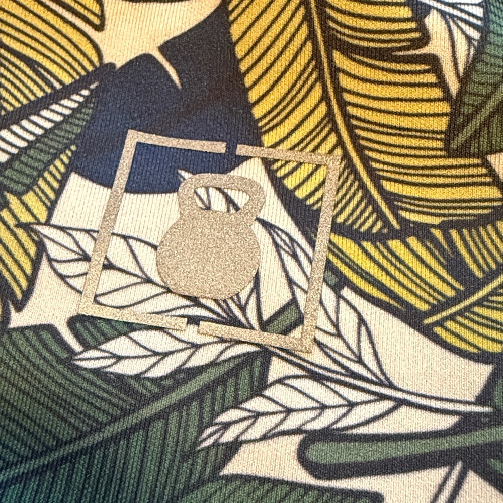 2POOD Shorts - Picture 3 of 6